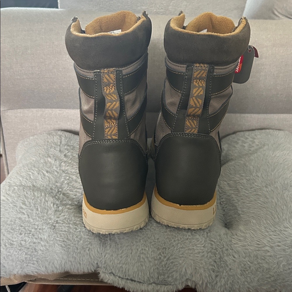 L.L. Bean Ultralight Men's Black Nylon Mesh Waterproof Insulated - Picture 3 of 5